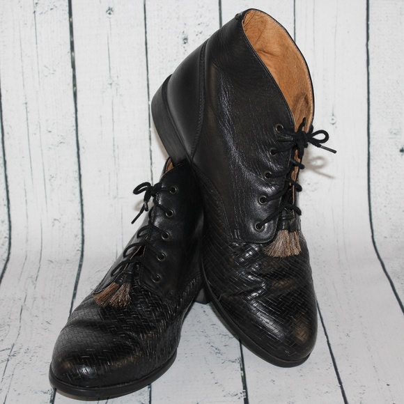 Ariat Shoes - Ariat Sz 11.5 Tassel Lace Up Basket Weave Boots